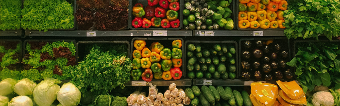 picture of vegetables in grocery store